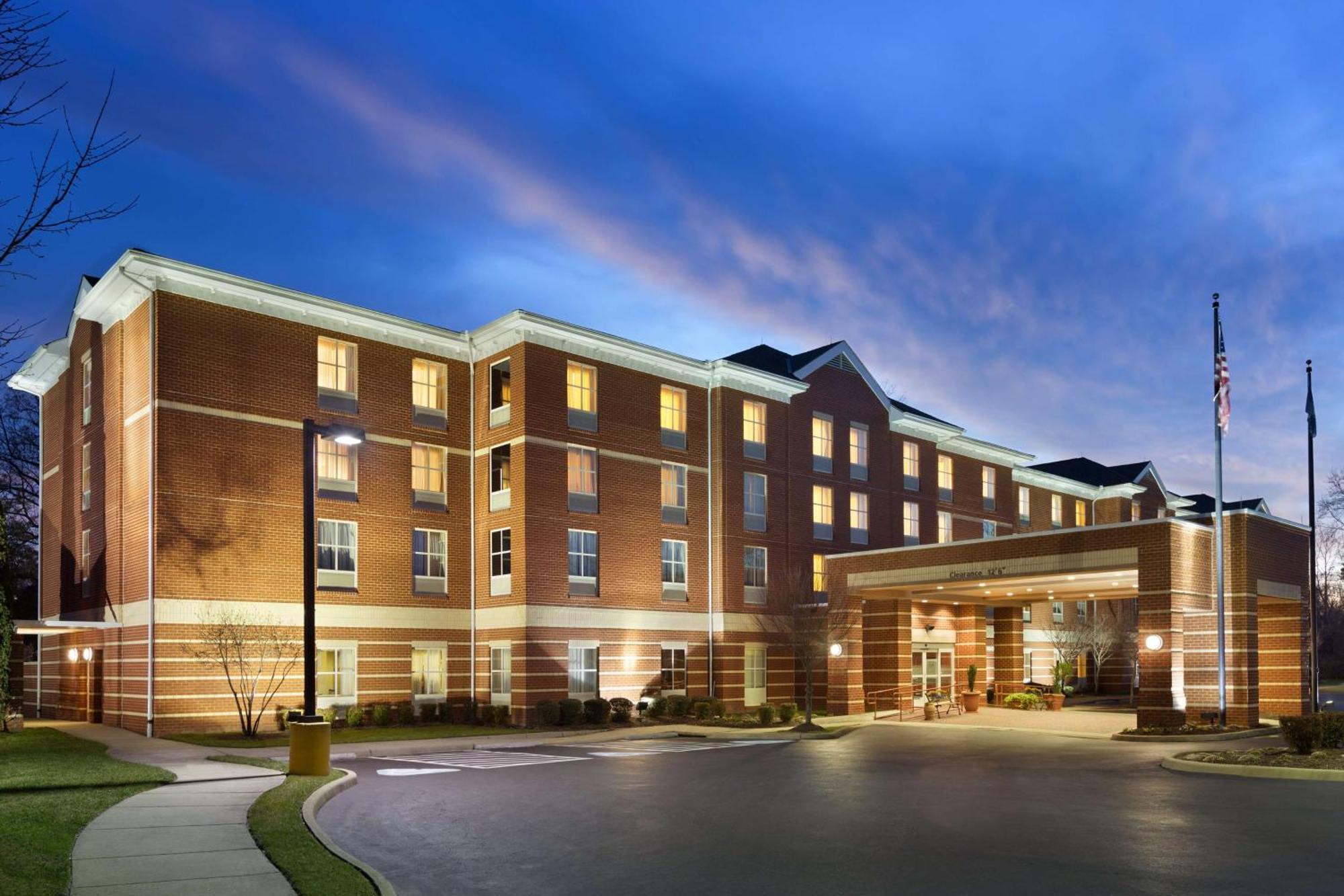 Hotel Hampton & Historic District Williamsburg