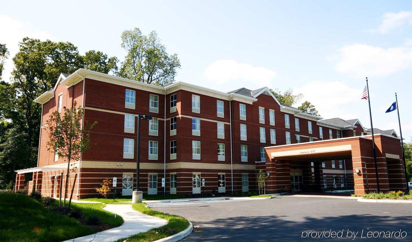 Hampton & Historic District Hotel