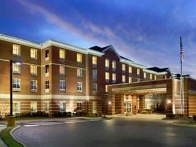 Hampton & Historic District Hotel 3*