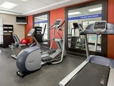 Hotel Hampton & Historic District 3*